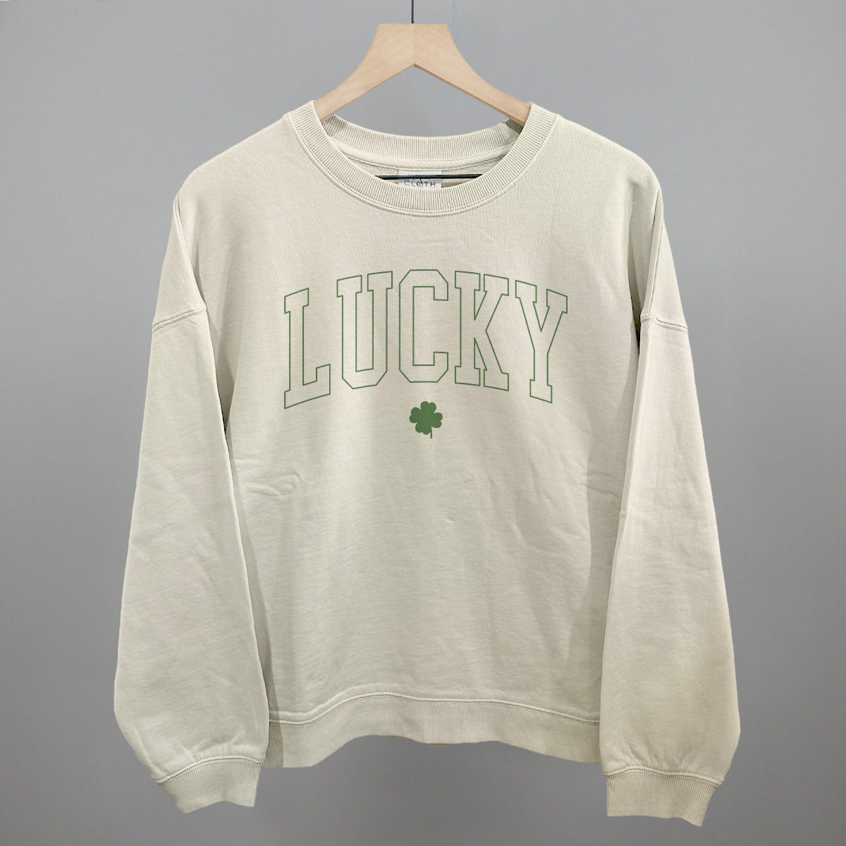 Lucky Clover (Collegiate) Funny Oversized Boxy Crewneck Sweatshirt in Bone – Ivy + Cloth