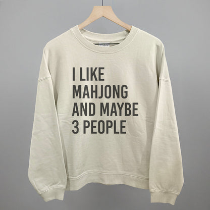 I Like Mahjong and Maybe 3 People graphic oversized boxy crew in Bone