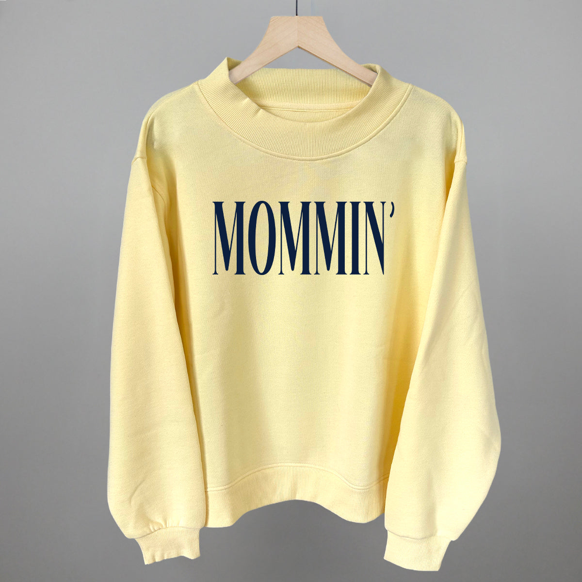 Mommin' Mom graphic top in Butter Yellow