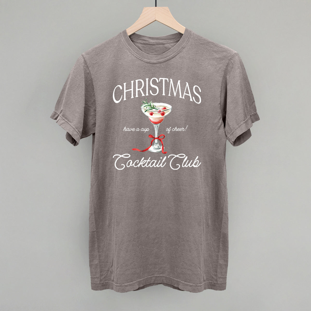 Christmas Cocktail Club Funny Comfort Colors T-Shirt in Grey – Ivy + Cloth