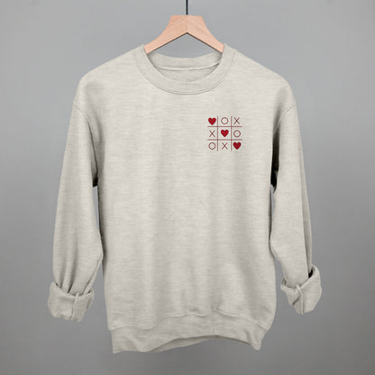 Tic Tac Toe Hearts Valentine's graphic crewneck sweatshirt in Oatmeal