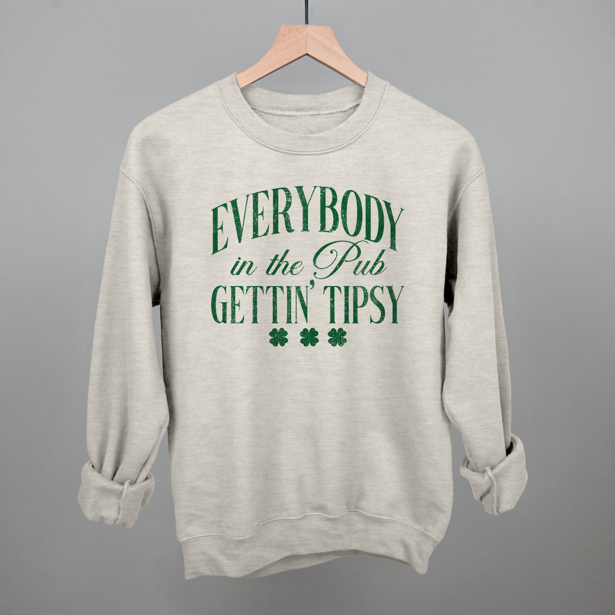Everybody In The Pub Gettin' Tipsy St. Patrick's Day graphic crewneck sweatshirt in Oatmeal