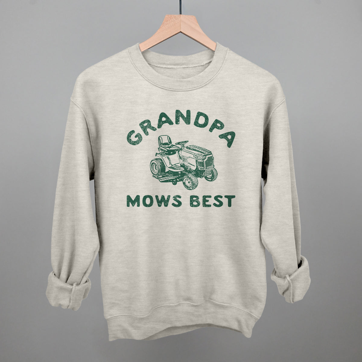 Grandpa Mows Best graphic crewneck sweatshirt in Oatmeal