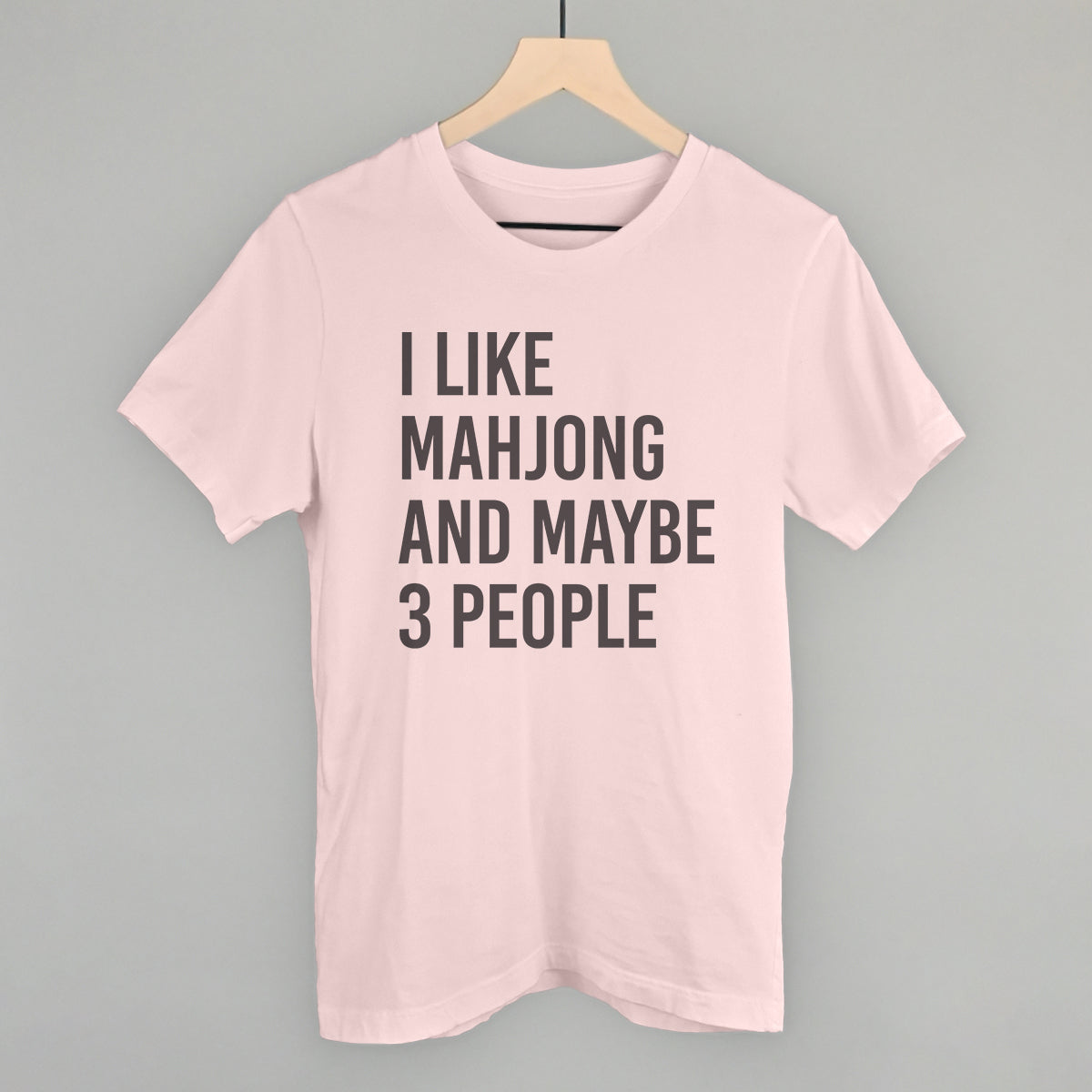I Like Mahjong and Maybe 3 People graphic tee in Soft Pink