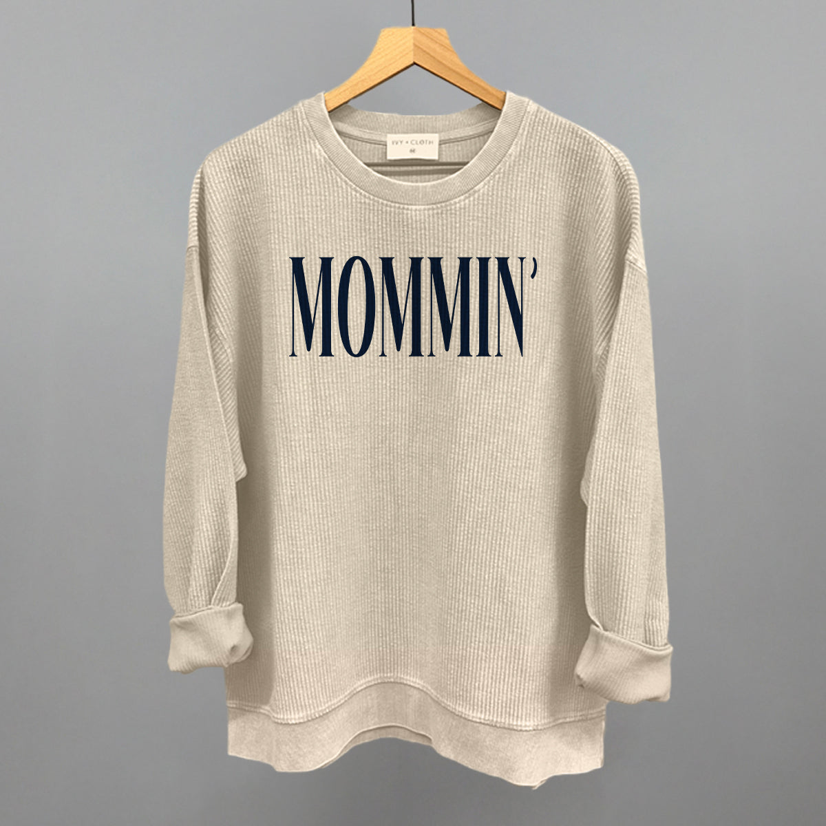 Mommin' Mom graphic oversized corded crew in Moonbeam