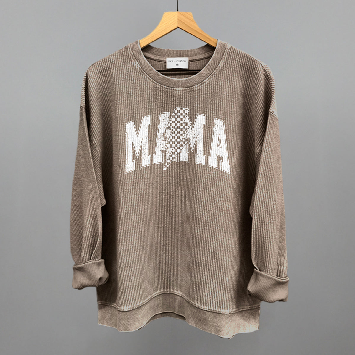 Mama Lightning Bolt Checkered graphic oversized corded crew in Pine Bark