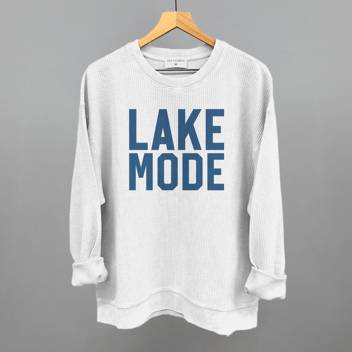 Lake Mode Lake Life graphic oversized corded crew in White