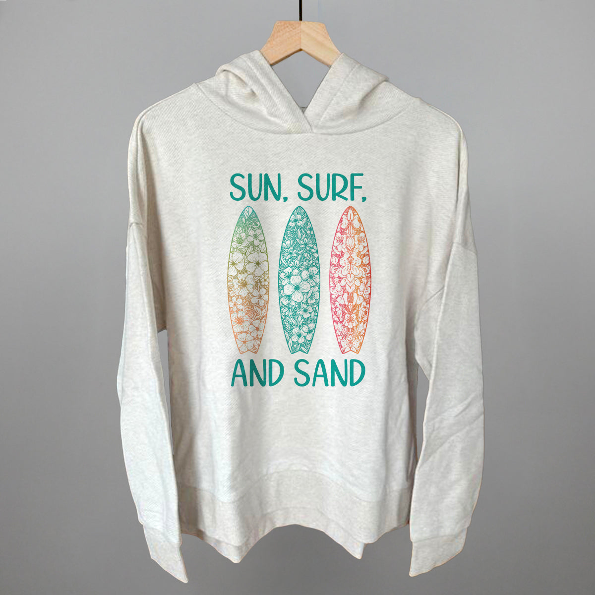 Sun, Surf and Sand Surfboards Beach graphic top in Heather Almond