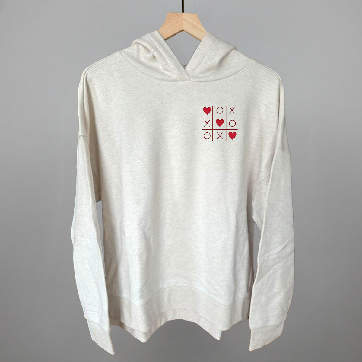 Tic Tac Toe Hearts Valentine's graphic top in Heather Almond