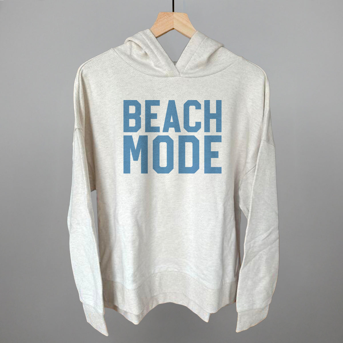 Beach Mode graphic top in Heather Almond