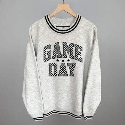 Game Day Checkered Arch Funny Oversized Varsity Crewneck Sweatshirt in Heather Grey – Ivy + Cloth