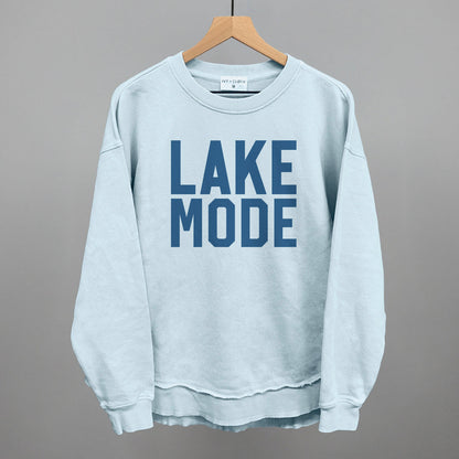 Lake Mode Lake Life graphic top in Nantucket Breeze