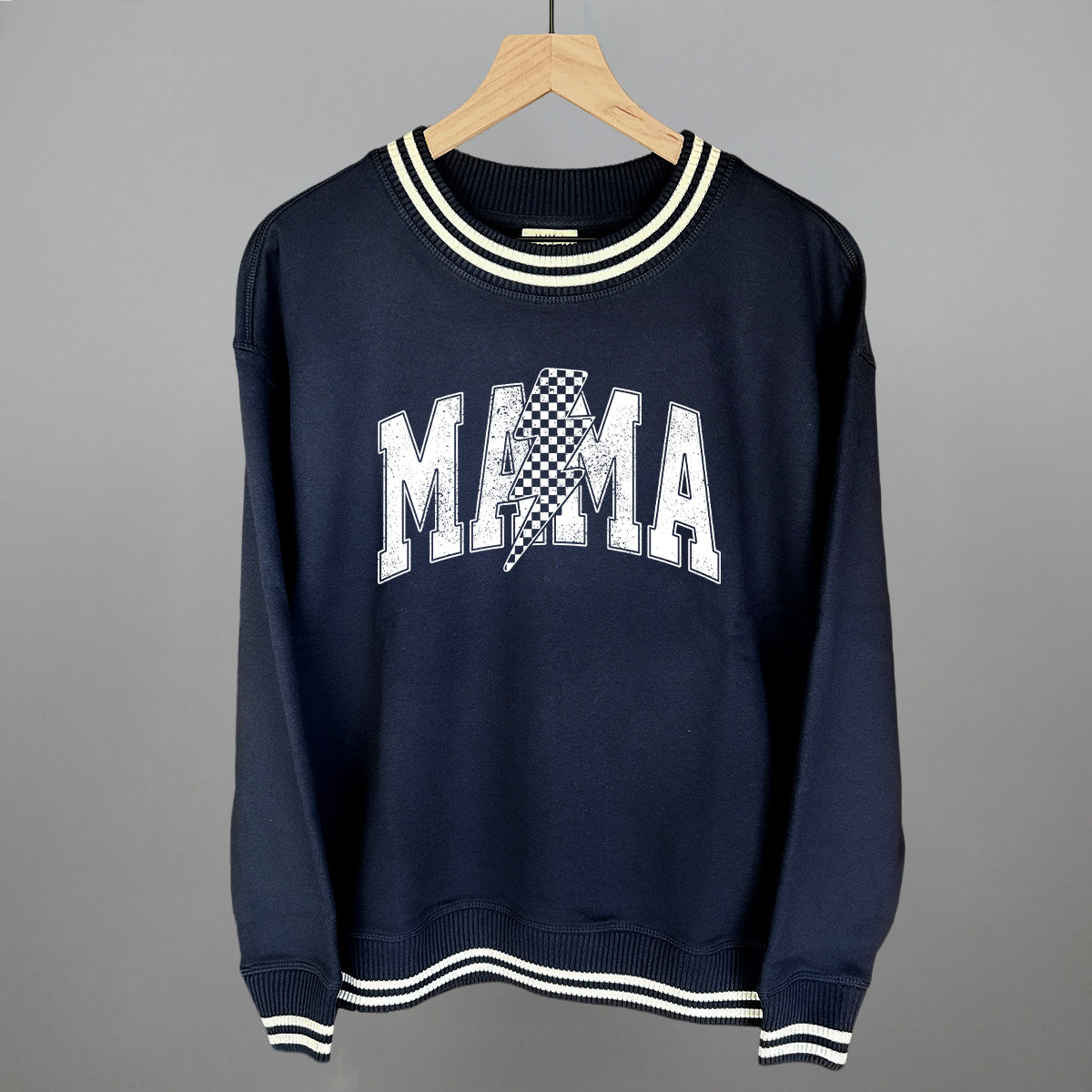 Mama Lightning Bolt Checkered graphic top in Navy
