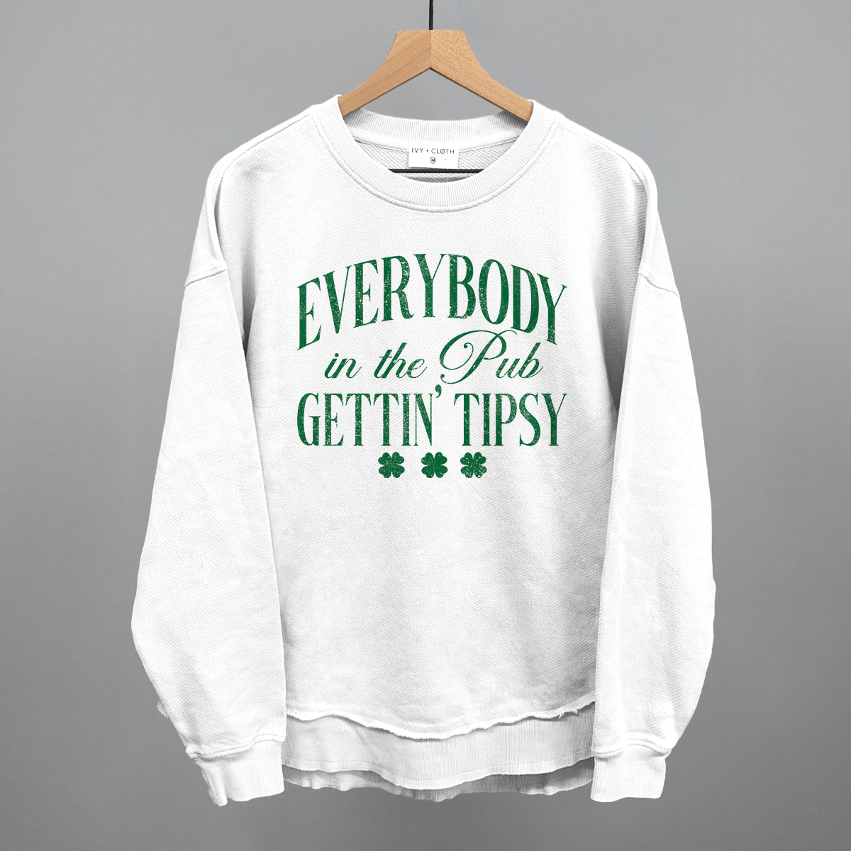 Everybody In The Pub Gettin' Tipsy St. Patrick's Day graphic top in White