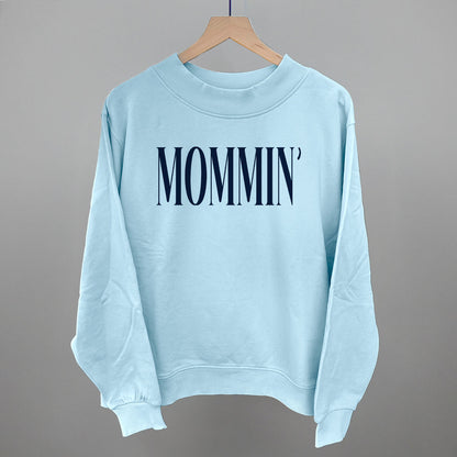 Mommin' Mom graphic French terry mockneck in Nantucket Breeze