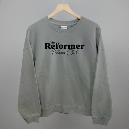 The Reformer Pilates Club Funny Oversized Boxy Crewneck Sweatshirt in Smoke – Ivy + Cloth