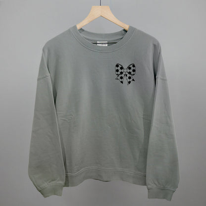 Soccer Bow (Left Chest) Funny Oversized Boxy Crewneck Sweatshirt in Smoke – Ivy + Cloth